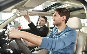 Schedule a test drive at Nissan Madero in Madero Tamaulipas, Tamaulipas, México.